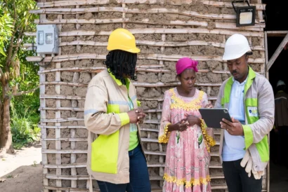 perace-fondRev (3)W-